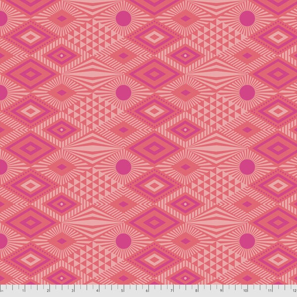 Free Spirit Tula Pink Daydreamer Lucy - Dragonfruit PWTP096