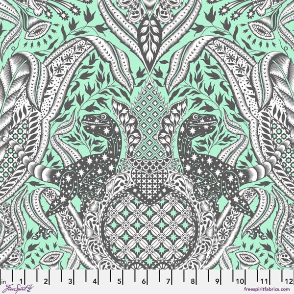Free Spirit Tula Pink Roar! Gift Rapt - PWPT224 Mint
