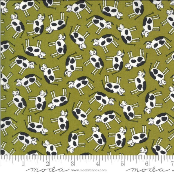 Moda Animal Crackers Cows on Green 5801 12