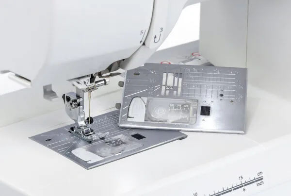 Janome Memory Craft 1000 (MC1000) - Image 9